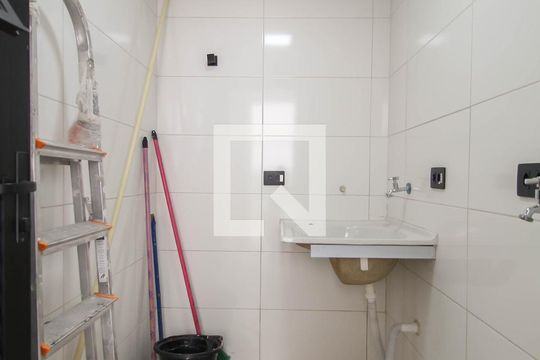 Área de Serviço de casa para alugar com 3 quartos, 175m² em Vila Gomes Cardim, São Paulo