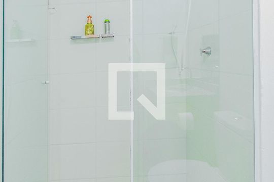 Banheiro de kitnet/studio para alugar com 1 quarto, 29m² em Vila Mariana, São Paulo