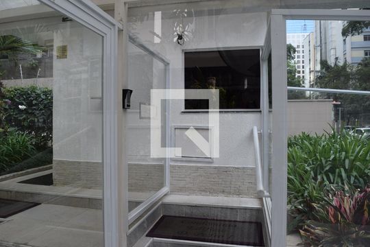 Área comum de apartamento para alugar com 2 quartos, 66m² em Cerqueira César, São Paulo
