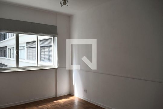 Apartamento para alugar com 2 quartos, 66m² em Cerqueira César, São Paulo