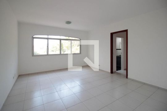Sala de apartamento à venda com 2 quartos, 102m² em Sumaré, São Paulo