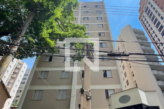 Fachada de apartamento para alugar com 2 quartos, 66m² em Moema, São Paulo