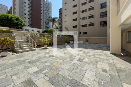 Área comum de apartamento para alugar com 2 quartos, 66m² em Moema, São Paulo