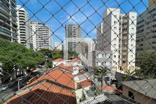 Vista Sala de apartamento para alugar com 2 quartos, 66m² em Moema, São Paulo