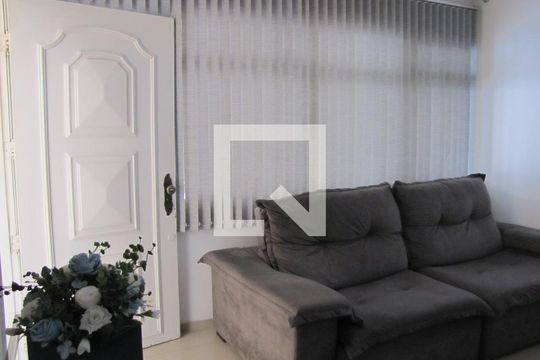 Sala de casa à venda com 3 quartos, 230m² em Vila Constança, São Paulo