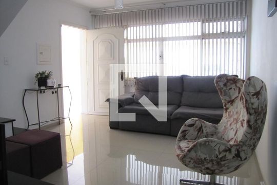 Sala de casa à venda com 3 quartos, 230m² em Vila Constança, São Paulo