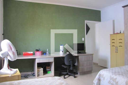 Quarto 1 de casa à venda com 3 quartos, 230m² em Vila Constança, São Paulo