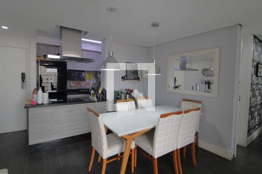 Sala de apartamento à venda com 3 quartos, 70m² em Cidade Ademar, São Paulo