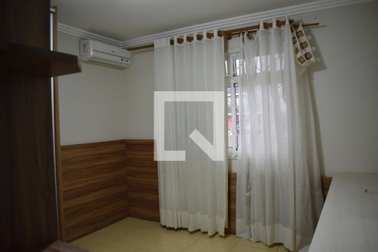 Quarto 2 de casa para alugar com 3 quartos, 240m² em Atuba, Curitiba
