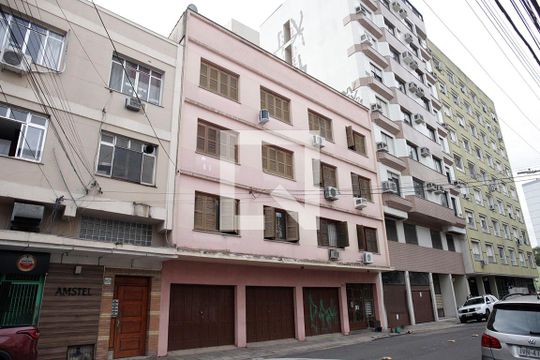 Fachada de apartamento à venda com 3 quartos, 110m² em Centro Histórico, Porto Alegre