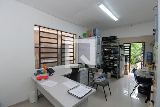 Casa à venda com 1 quarto, 100m² em Passo das Pedras, Porto Alegre