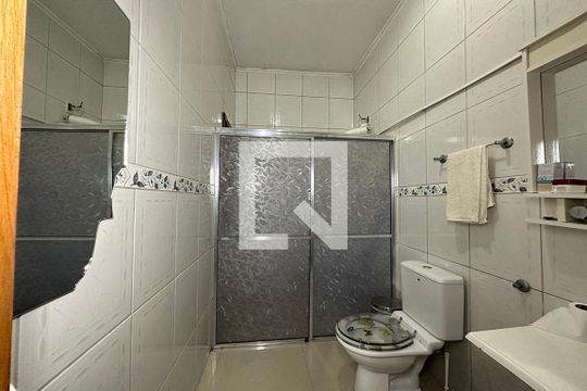 Banheiro da Suíte de casa à venda com 3 quartos, 386m² em Campestre, São Leopoldo