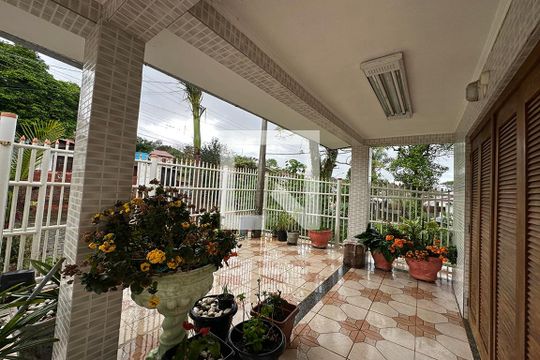 Área Externa de casa à venda com 3 quartos, 386m² em Campestre, São Leopoldo