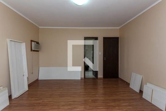 Casa à venda com 4 quartos, 200m² em Harmonia, Canoas