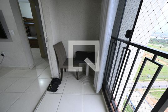 varanda de apartamento à venda com 2 quartos, 55m² em Parque Oeste Industrial, Goiânia