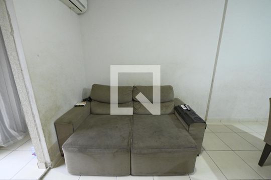 Sala/Cozinha de apartamento à venda com 2 quartos, 55m² em Parque Oeste Industrial, Goiânia