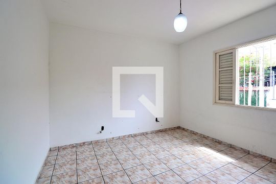 Quarto 2 de casa à venda com 2 quartos, 125m² em Vila Curuca, Santo André