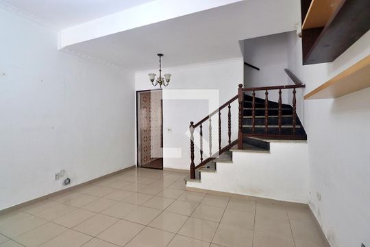 Sala de casa à venda com 2 quartos, 125m² em Vila Curuca, Santo André