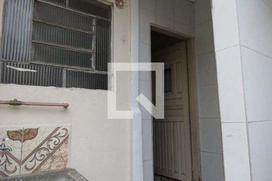 Área Externa de casa para alugar com 1 quarto, 60m² em Jardim Peri, São Paulo