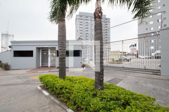 Fachada de apartamento à venda com 2 quartos, 50m² em Bussocaba, Osasco