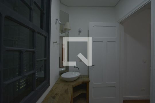 Banheiro 2 de casa à venda com 3 quartos, 130m² em Vila Clementino, São Paulo
