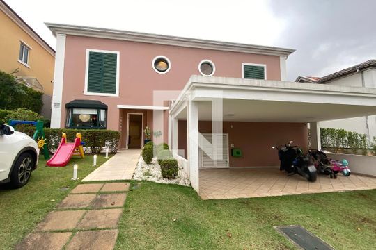 Garagem de casa de condomínio à venda com 4 quartos, 360m² em Tamboré, Santana de Parnaíba