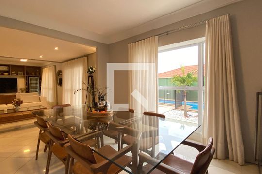 Sala de Jantar de casa de condomínio à venda com 4 quartos, 360m² em Tamboré, Santana de Parnaíba