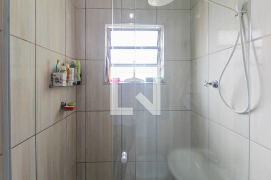 Banheiro da Suíte 1 de casa à venda com 5 quartos, 271m² em Jardim Angela (zona Leste), São Paulo
