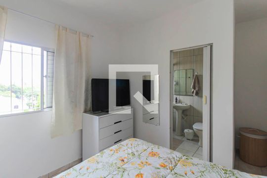 Suite 1 de casa à venda com 5 quartos, 271m² em Jardim Angela (zona Leste), São Paulo