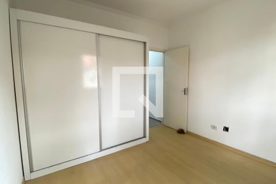 Quarto 1 de casa de condomínio para alugar com 2 quartos, 62m² em Jardim Regina Alice, Barueri