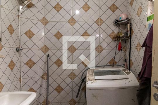 Banheiro da Suíte 1 de casa à venda com 3 quartos, 60m² em Lapa de Baixo, São Paulo