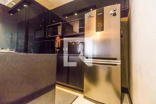 Cozinha de apartamento à venda com 1 quarto, 76m² em Alphaville Conde Ii, Barueri