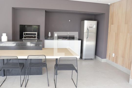 Área comum de kitnet/studio para alugar com 1 quarto, 24m² em Perdizes, São Paulo