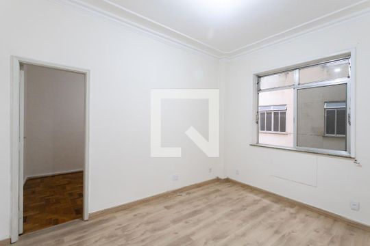 Sala de apartamento à venda com 2 quartos, 65m² em Catete, Rio de Janeiro