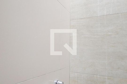 Banheiro  de casa de condomínio à venda com 3 quartos, 153m² em Aberta dos Morros, Porto Alegre