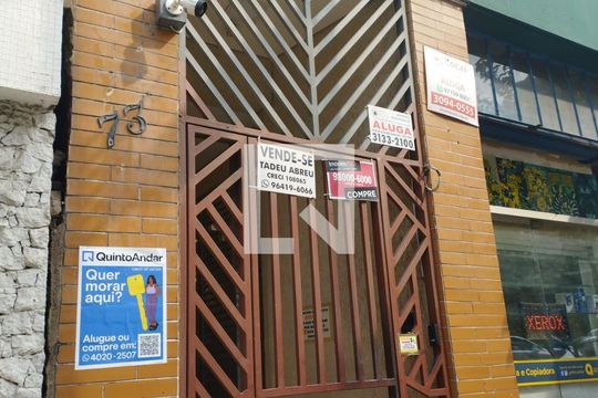 Placa de apartamento para alugar com 1 quarto, 40m² em Bela Vista, São Paulo