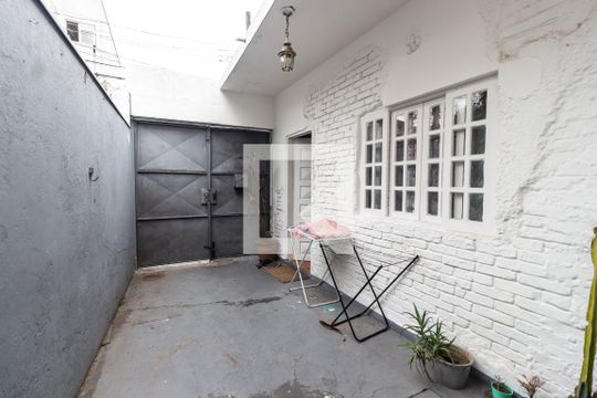 Garagem de casa à venda com 2 quartos, 64m² em Vila Mazzei, São Paulo