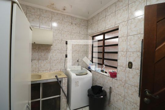 Área de Serviço de casa à venda com 3 quartos, 300m² em Vila Santa Clara, São Paulo