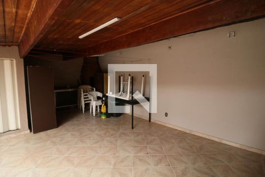 Churrasqueira de casa à venda com 3 quartos, 300m² em Vila Santa Clara, São Paulo