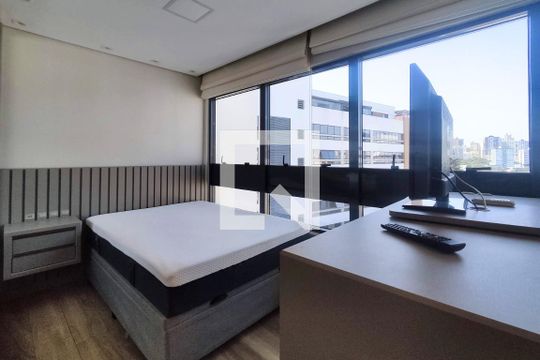 Quarto de apartamento para alugar com 1 quarto, 27m² em Juvevê, Curitiba