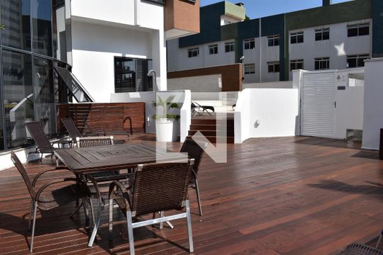 Área comum de apartamento para alugar com 1 quarto, 27m² em Juvevê, Curitiba