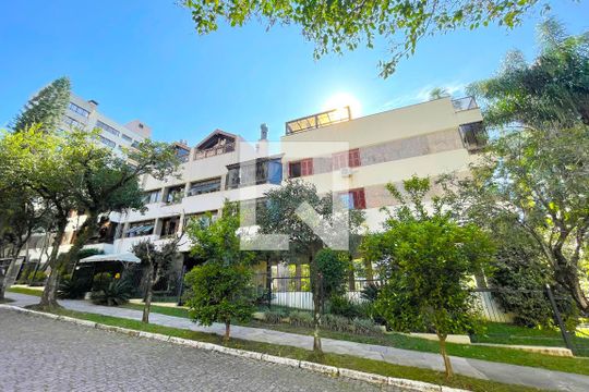 Fachada de apartamento à venda com 4 quartos, 400m² em Bela Vista, Porto Alegre