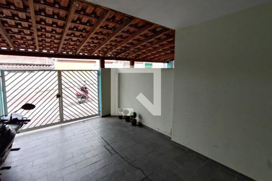 Garagem - Quintal de casa à venda com 5 quartos, 449m² em Parque Fazendinha, Campinas