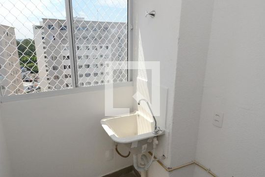 Área de Serviço de apartamento para alugar com 2 quartos, 44m² em Usina Piratininga, São Paulo