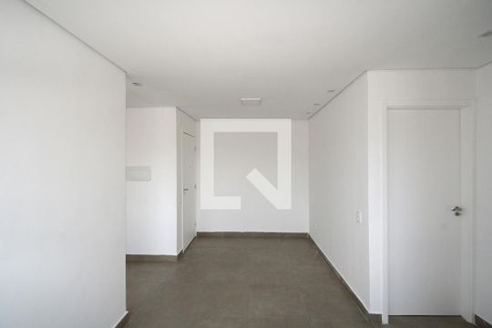 Sala de apartamento à venda com 2 quartos, 44m² em Usina Piratininga, São Paulo