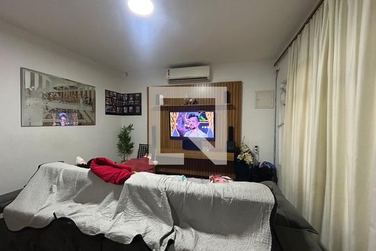 Casa - Sala de casa à venda com 5 quartos, 275m² em Piqueri, São Paulo