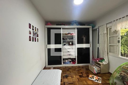 Casa - Quarto 1 de casa à venda com 5 quartos, 275m² em Piqueri, São Paulo