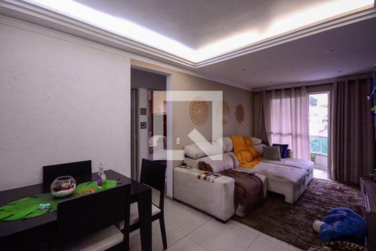 Apartamento para alugar com 3 quartos, 75m² em Vila das Merces, São Paulo