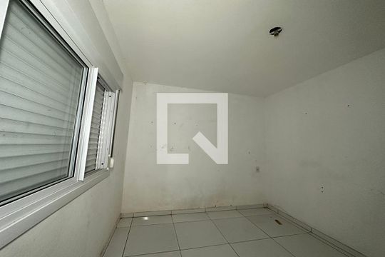 Quarto 2 de casa para alugar com 3 quartos, 60m² em Pinheiro, São Leopoldo