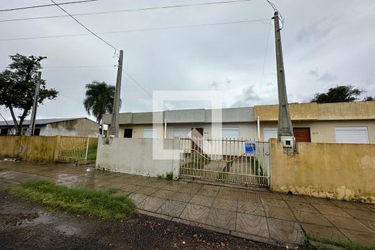 Fachada de casa para alugar com 3 quartos, 60m² em Pinheiro, São Leopoldo